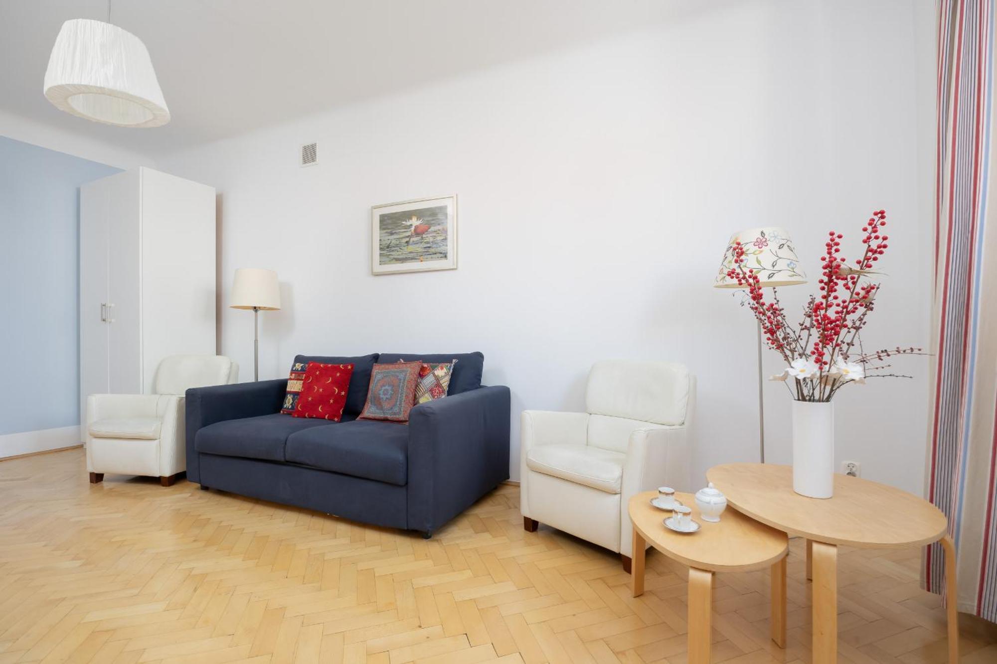 Cozy In The Old Town Of By Renters Apartment